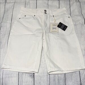 Tahari White Seta-Silk Emma Denim Double Button Bermuda Shorts